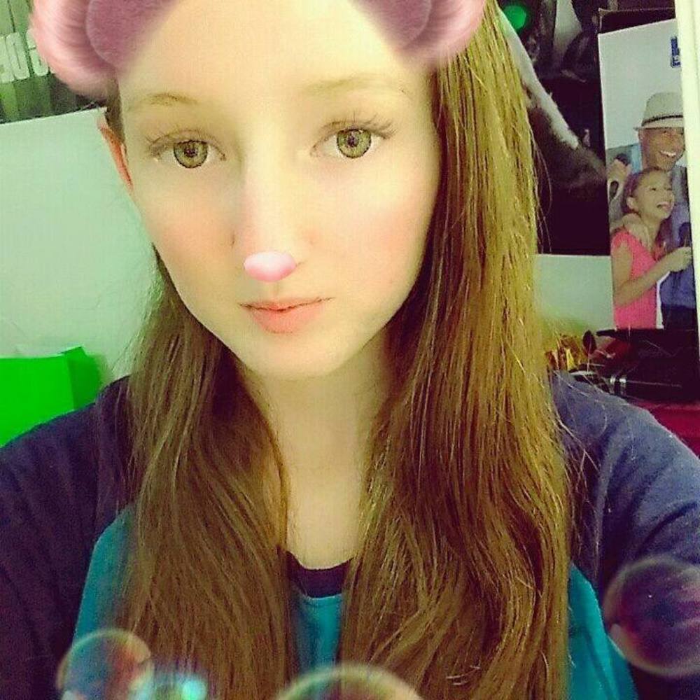 Meet your Posher, Brooke